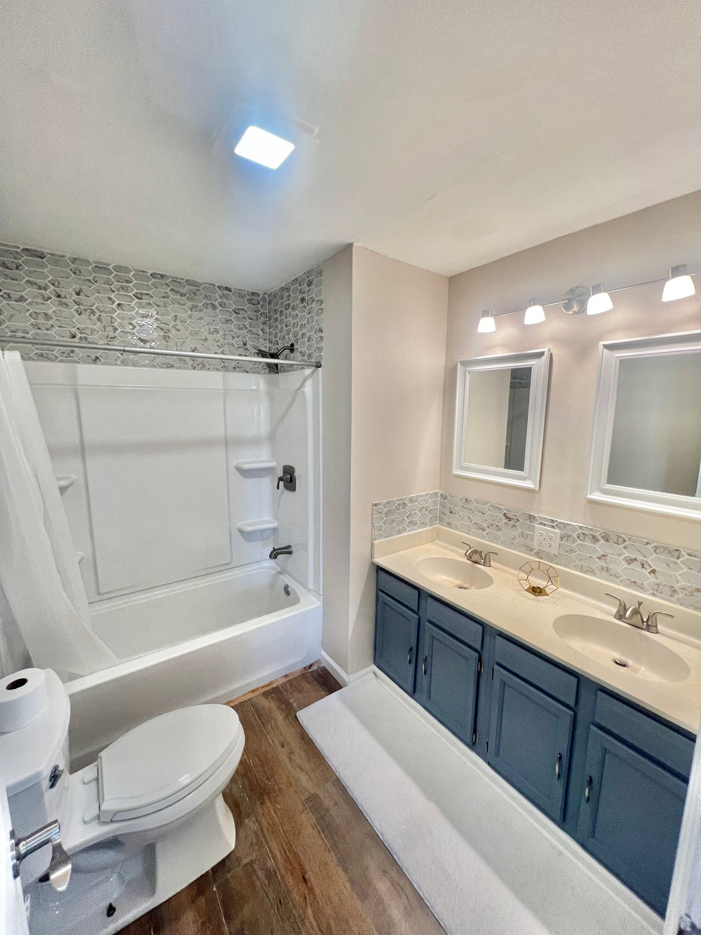 Kitchen/ Bathroom Book a Free Quote