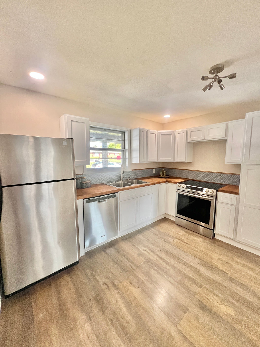 Kitchen/ Bathroom Book a Free Quote